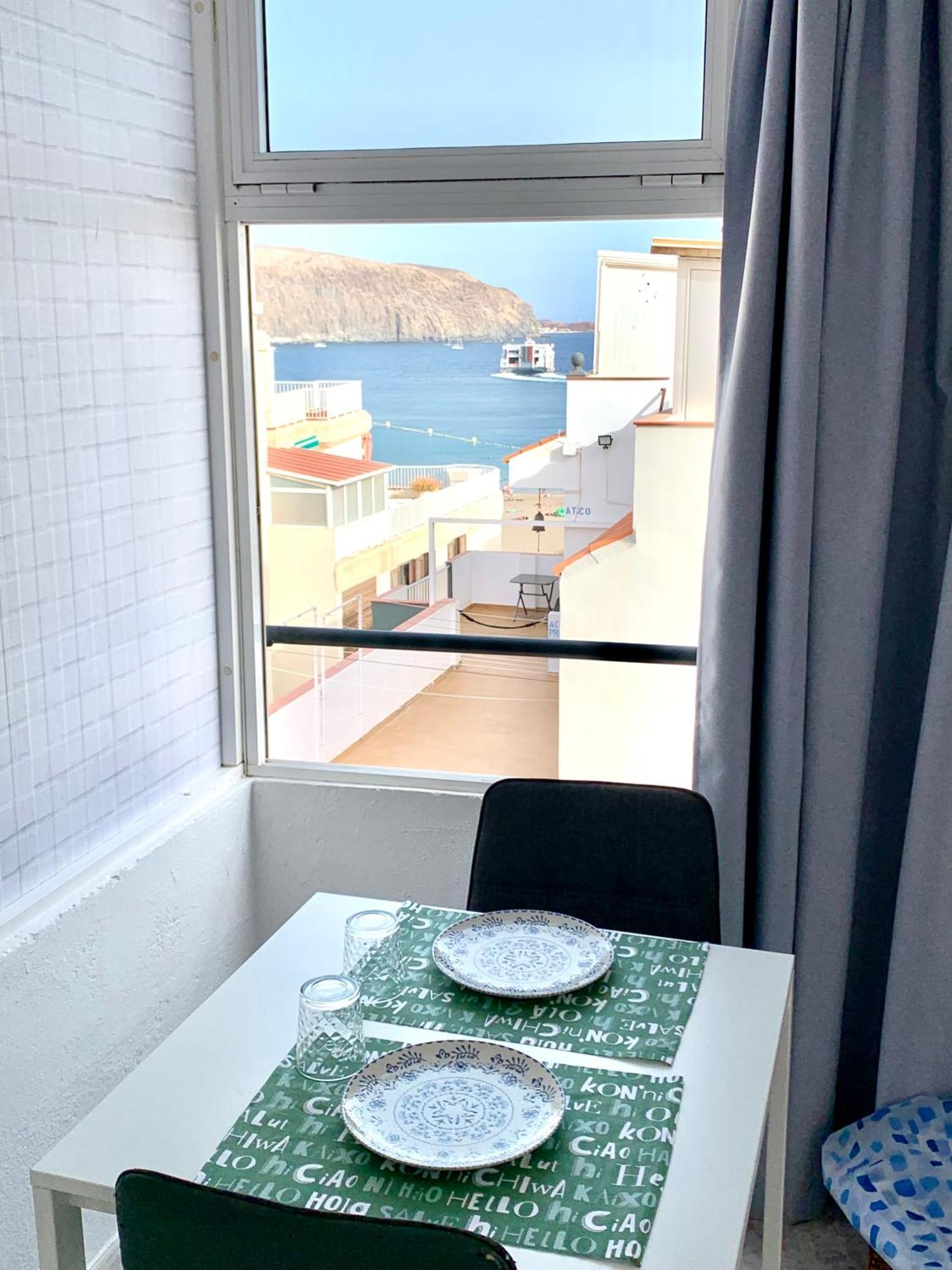 The Waves Apartment Arona  Ngoại thất bức ảnh